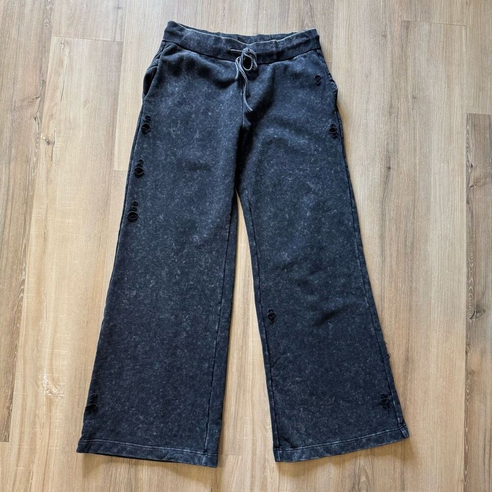 Dolls Kill Widow Death Rock Wide Leg Black Sweatpants Size Medium Edgy Emo Goth - Picture 2 of 7